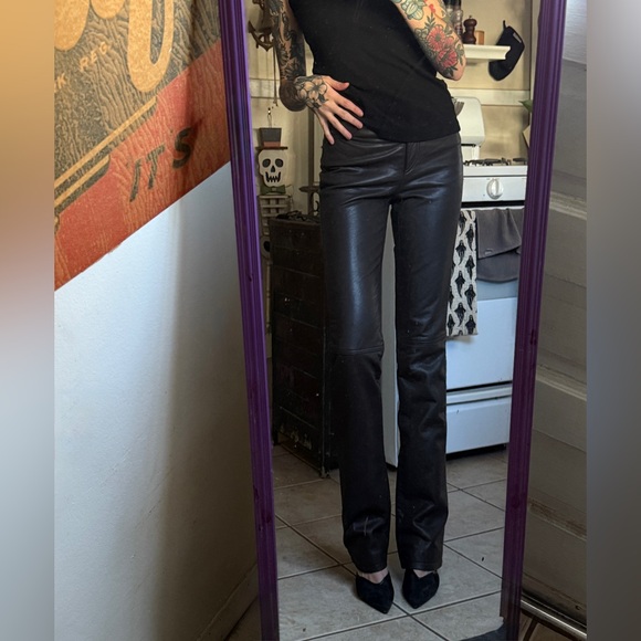 Meet your Posher, Rae - Picture 3 of 3